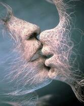 Незримый поцелуй