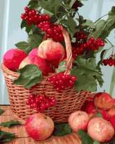 Без бренда «Плетёная корзина с калиной и яблоками» в Петрозаводске